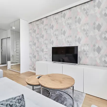 Modern Apartments Bulwary Ksiazece By Renters * Wroclaw