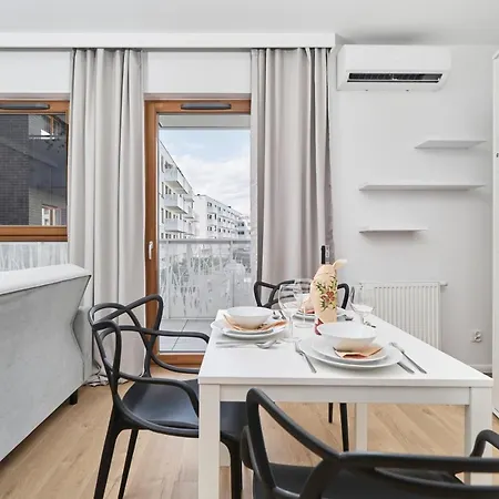 Apartment Modern Apartments Bulwary Ksiazece By Renters *