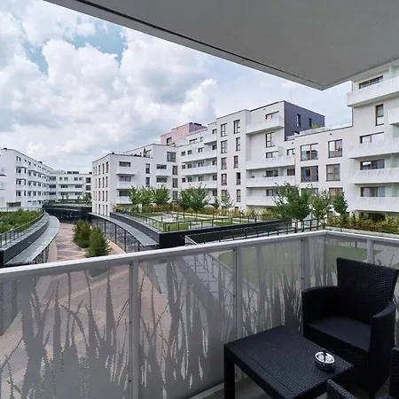 Modern Apartments Bulwary Ksiazece By Renters * Wroclaw